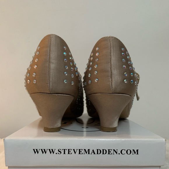 Steve Madden Pumps - Picture 7 of 10